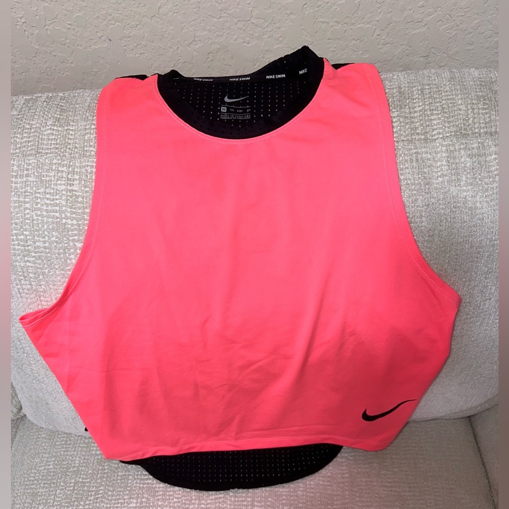 Original Nike Brand Sports Sleeveless T-shirt for Ladies Size XS